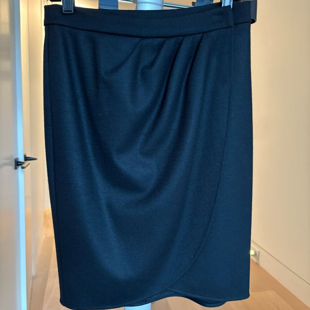 Max Mara Black Wool drape Skirt | Size 6 | Italian Classic